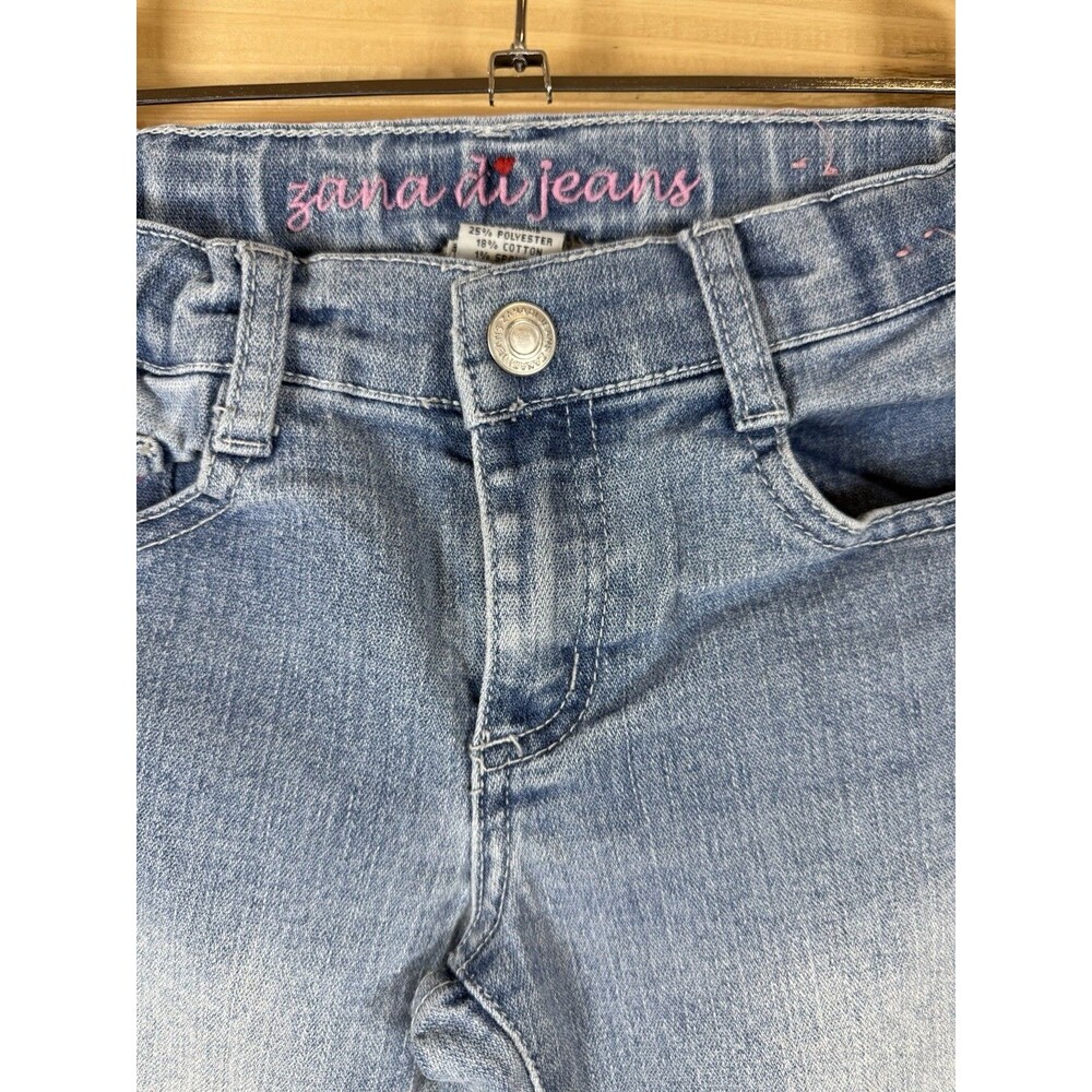 Zana di jeans medium wash with embroidered details Girls Size 6 🩷❤️ - Picture 3 of 7